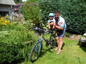 The Roly Rouleur and his future Rainbow jersey winner.